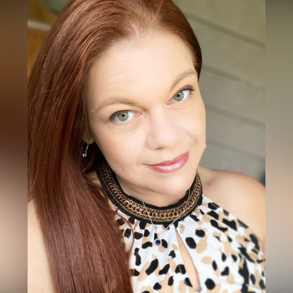 Meet your Posher, Alva